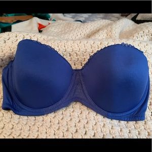 Woman’s bra worn once 36B